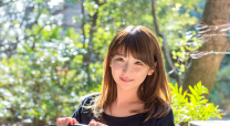 nanaho_01微笑的姐姐發情色情的愛愛/Nanaho
