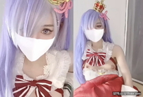 極品白絲Cos網紅美少女▌尤娜學姐▌穿白絲和爸爸做愛 水晶棒速插無毛白虎 水嫩多汁漿液流出