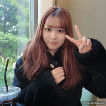 濃厚3發射3P天然G罩杯第一次3P面對兩根粗壯的陰莖有些尷尬無法抑制內心的興奮