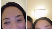 手機直播精品福利之尤物情人激情3P，露臉熟女姐姐跟兩個猛男玩直播，激情爆操多姿勢浪叫呻吟不斷2