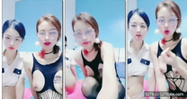 媽媽調教女兒性感母女花，顏值很高長得很像情趣裝誘惑，陪狼友互動撩騷無毛白虎逼道具抽插騷穴浪蕩呻吟刺激