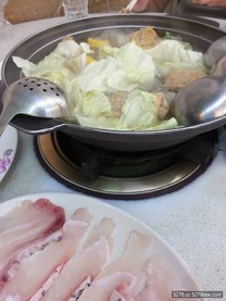 台南永林牛肉火鍋  好吃噢  還有生猛海鮮