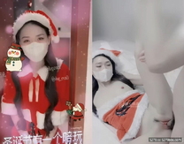 聖誕特輯超美極品嫩穴尤物▌伊娃▌聖誕陪玩女神 嬌嫩美乳無套抽刺粉穴 到底了哥哥極爽爆射濃精