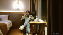 《喬先生尋花高端茶》幾千塊約的氣質良家少婦被房間的網友諷刺