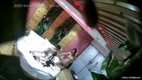 最新新台解密酒店安防攝像頭偷拍 花草房情趣大床猛男高頻率暴擊燃情開啪美女大喊不要