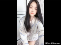 芋喵喵-白色毛衣