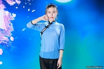 黑絲襪 沒穿內衣褲 小露小B