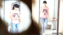 美女廁所TP偷拍系列 校園接連兩次尾隨偷窺眼鏡美少女 嬌嫩的粉紅小穴越看越喜歡 高清