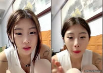 新品福利，阿黑顏小母狗，舞蹈女學生【美少女】道具狂插自慰，首次啪啪