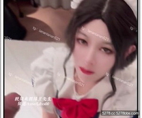 極品身材尤物『桉X(lananlanan)』頂號騷妻，身上任何的部位都透露著「騷」現代版妲己，做愛全程都是騷語