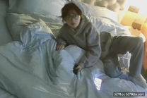 流出稀有樂橙酒店偷拍 大學生情侶白襪眼鏡學妹被男友操