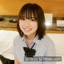 社群媒體遇到美巨乳美眉