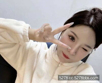 湖北大學富家女_孫語楠_涉世未深_被男友哄騙拍下性愛視頻_調教的服從性極高翹臀被後入肆意玩弄_淪為卑賤母畜