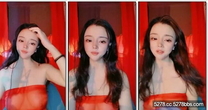極品尤物風情萬種的妹子，全裸艷舞，搔首弄姿誘惑十足
