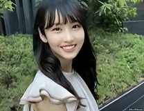 美女口交大量射精沾滿精液。