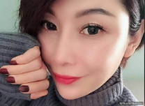 短髮少婦偷情有錢眼鏡男 寶貝 我要來了 射裡面啦 嗯 大姐年輕時好漂亮應該有不少人追吧