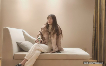 尋花問柳神似  鞠婧禕苗條00後嫩妹超清設備偷拍沙發AV視角清晰欣賞鮑魚插入