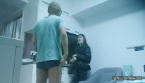 黑吊高端探花光頭眼鏡老哥約個顏值不錯妹子近距離拍攝口交舔弄上位騎坐猛操