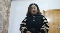 底層嫖妓2019城中村小巷子站街女真實拍攝口活毒龍功夫很好的少婦風韻猶存年輕時應該很漂亮