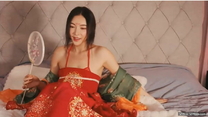 【重磅推薦】極品人氣網紅『譚曉彤兔兔』最新大尺度直播 唯美中國風大秀豪乳粉穴