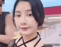 極品大眼睛萌妹李娜娜-戶外體驗摩天輪口爆,打卡觀看美麗海景,配上一條好吃香腸,在摩天輪各種姿勢口交肉棒