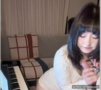 推特極品阿黑顏母狗「Pupu噗噗」《鋼琴試煉》叫男老師幫我輔導，輔導著結果手不自覺的伸進內褲內衣，接著被後入打樁