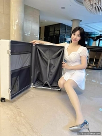 正妹美腿絲襪